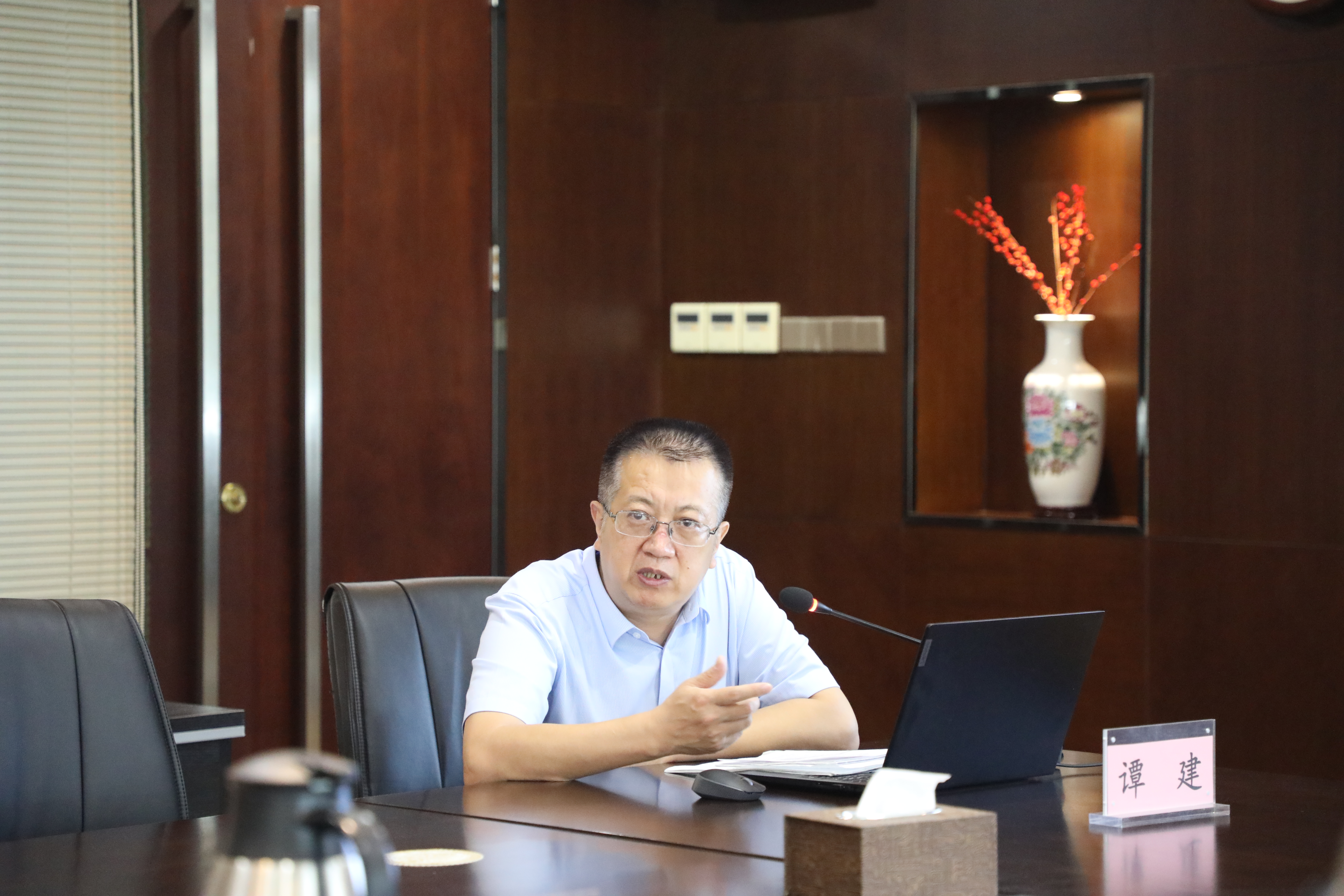 20fa2f280de0fa79af9aeea5c994c0aa.jpg 20fa2f280de0fa79af9aeea5c994c0aa.jpg