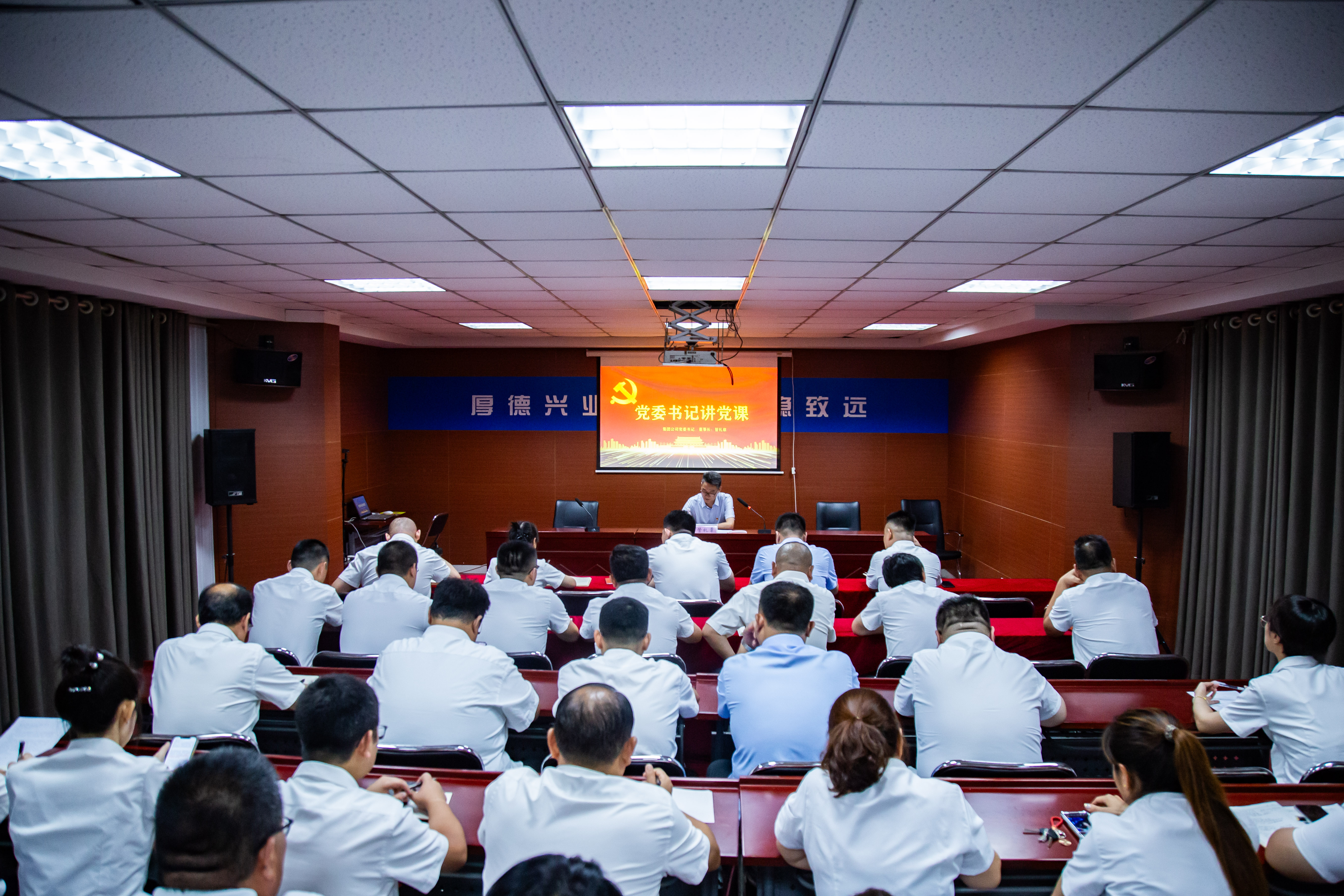 a1217f64f8ddb06729fdf3a6f8572191.jpg a1217f64f8ddb06729fdf3a6f8572191.jpg